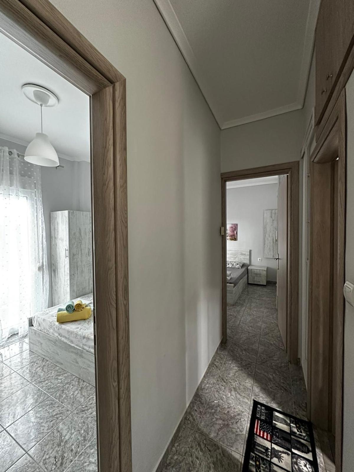 Ideally Situated Apartment. เทสซาโลนิกิ ภายนอก รูปภาพ